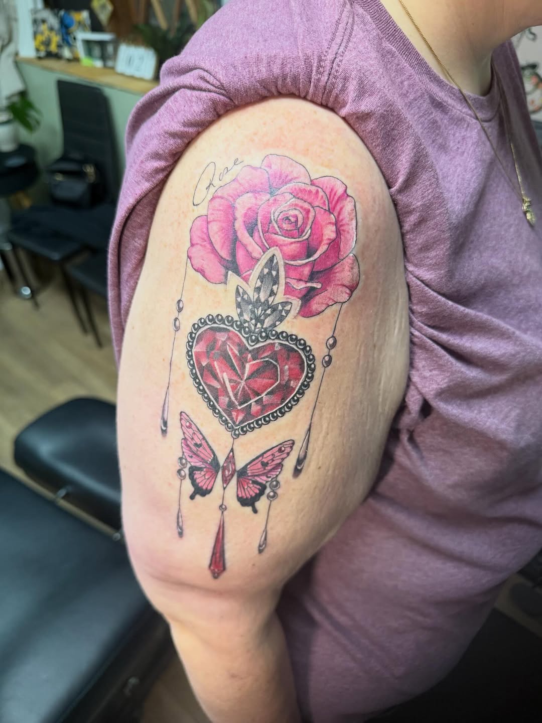 Tattoo by @tina2.0_tattoos — illustrative, realism