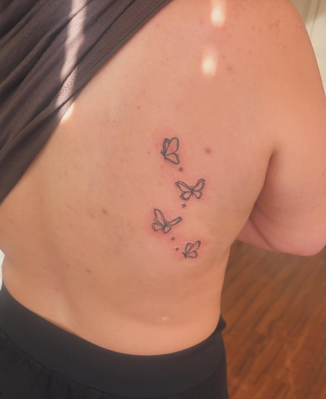 Tattoo by @_inked.illusions — fine_line, minimalist