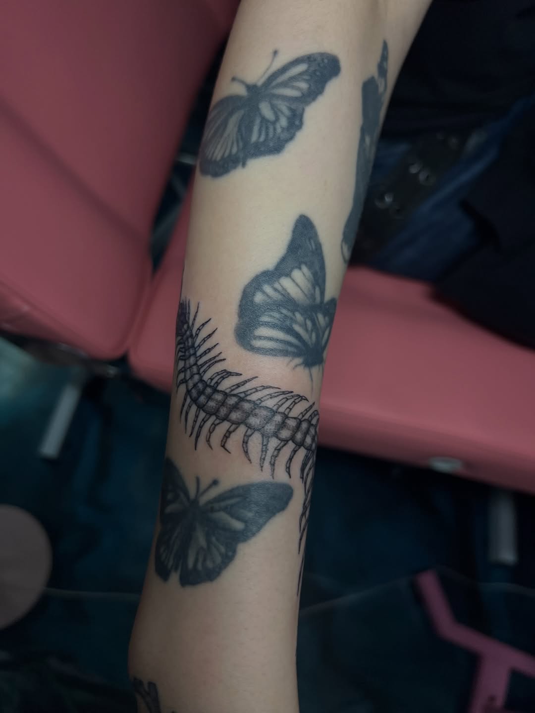 Tattoo by @quite_oddish โ blackwork
