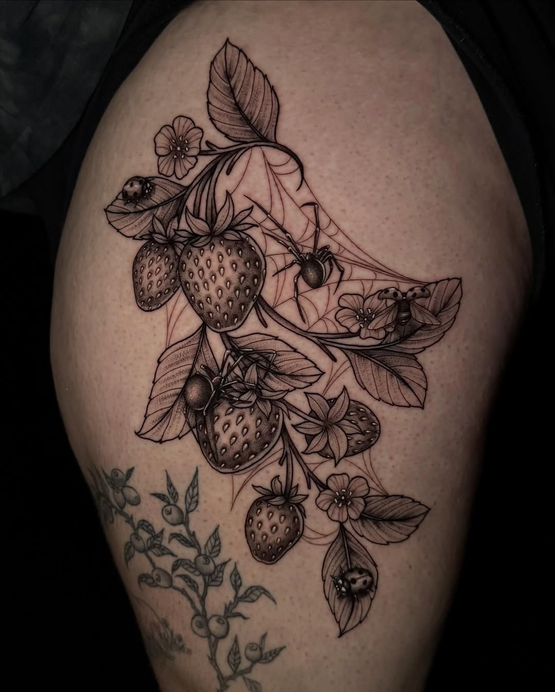 Tattoo by @lyssa_jtattoo — black_and_grey, realism