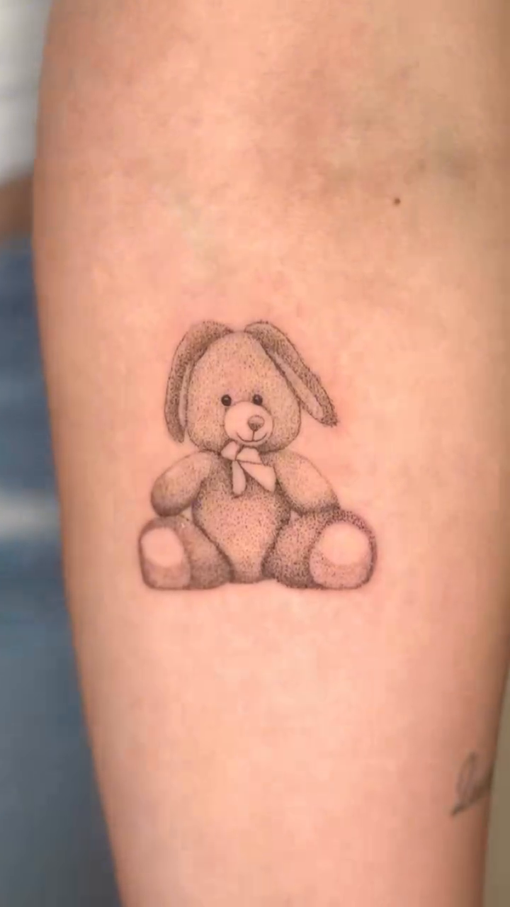 Tattoo by @gagemansfield.tattoos — fine_line, black_and_grey