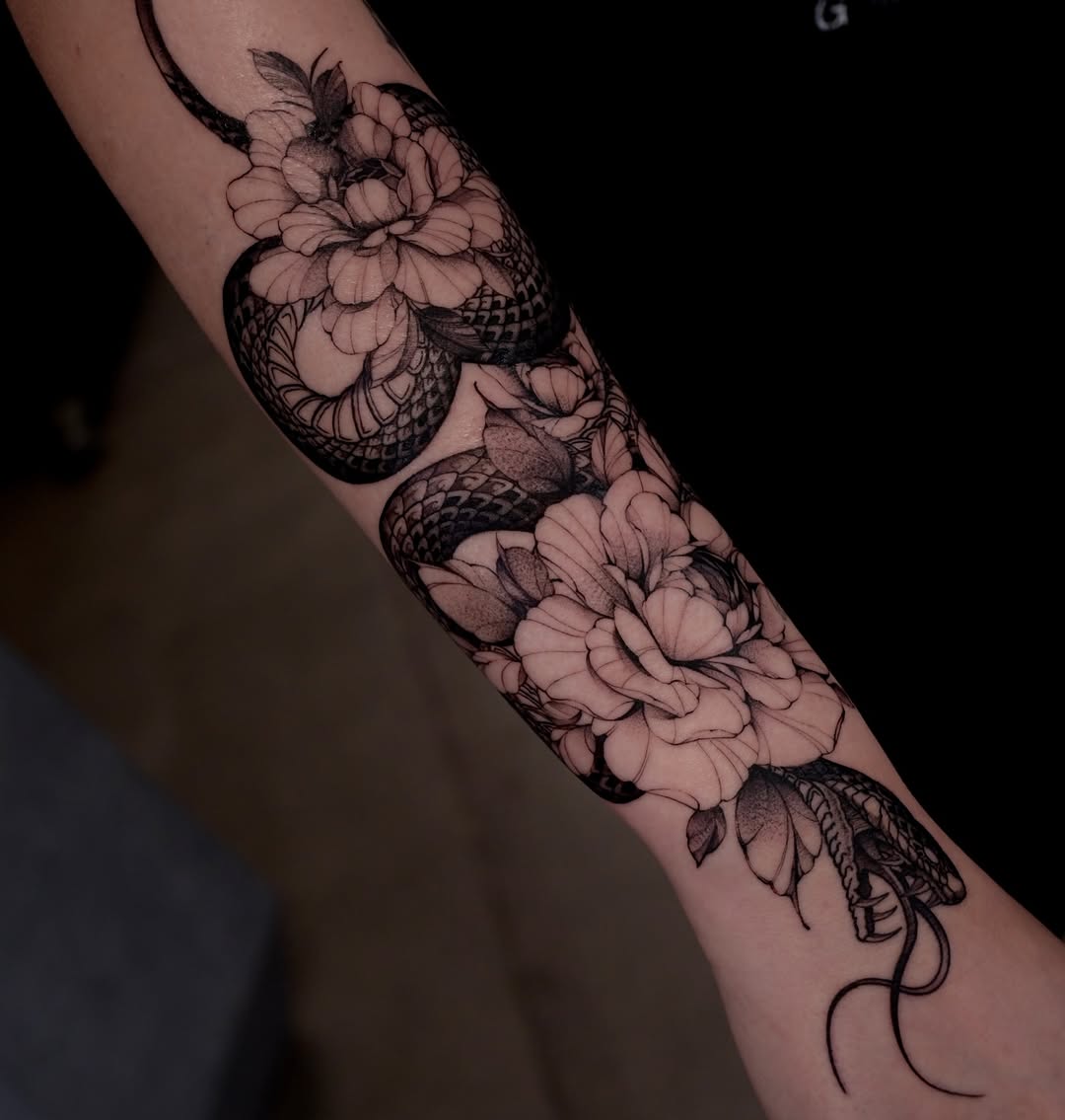 Tattoo by @gary.tattooer — black_and_grey, illustrative