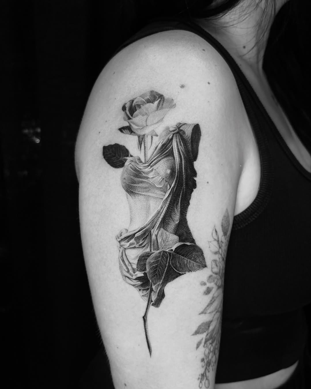 Tattoo by @wonniiink — realism, dotwork