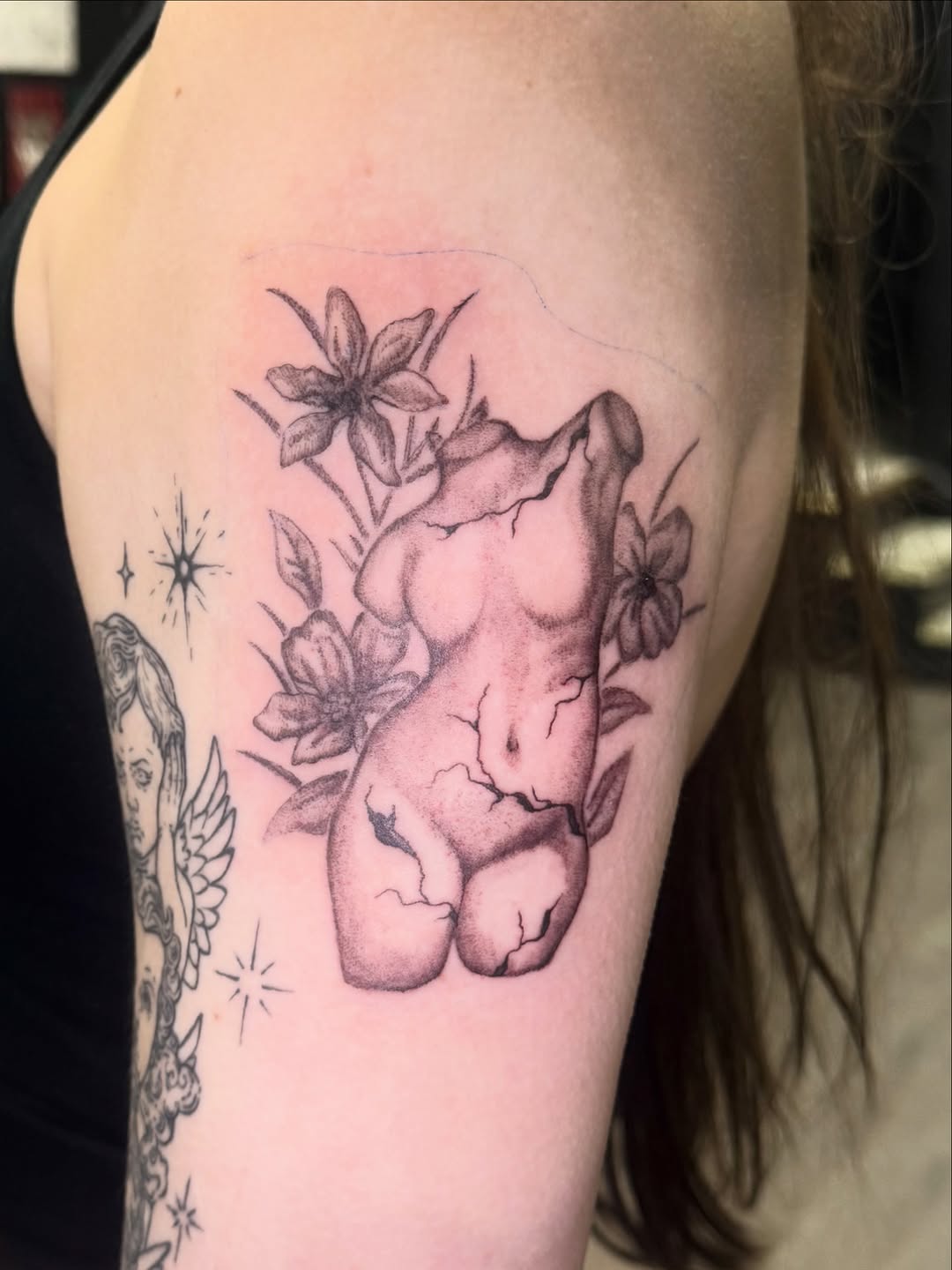 Tattoo by @t.wisted_and_sketchy β black_and_grey