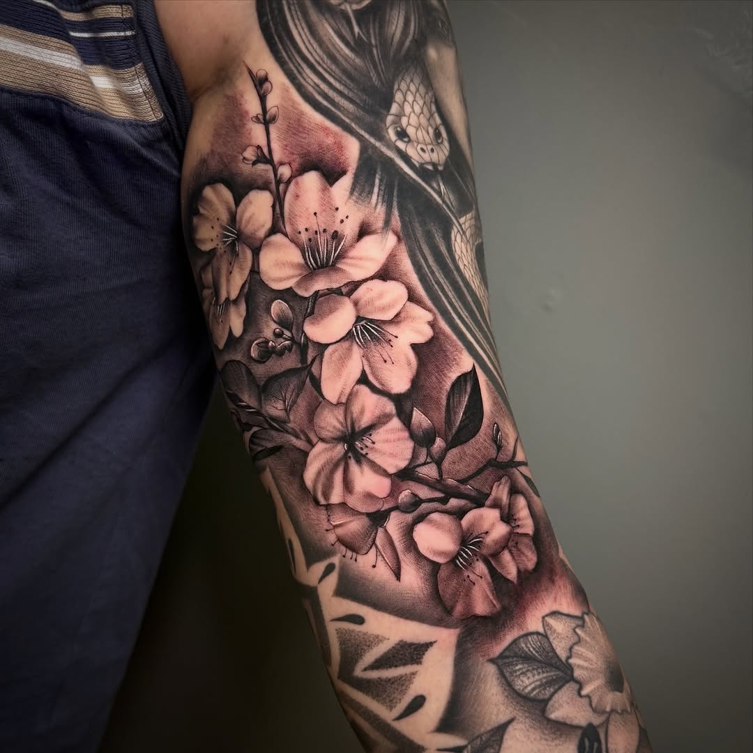 Tattoo by @alexusregina_ — realism, black_and_grey