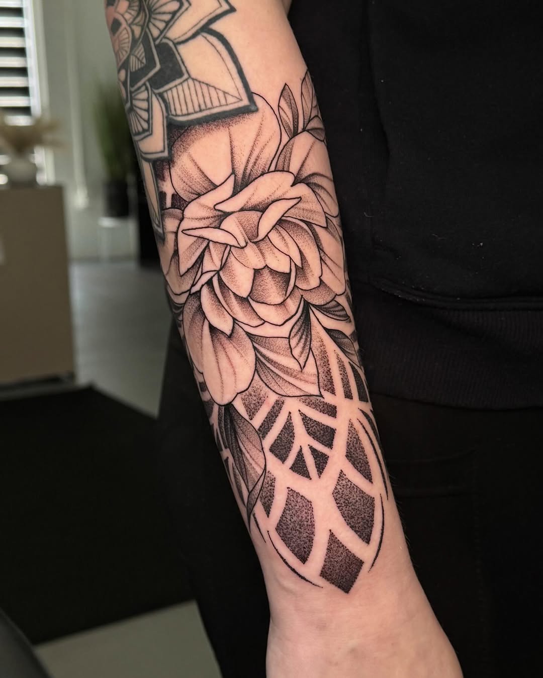 Tattoo by @grineylagantattoo — dotwork, black_and_grey
