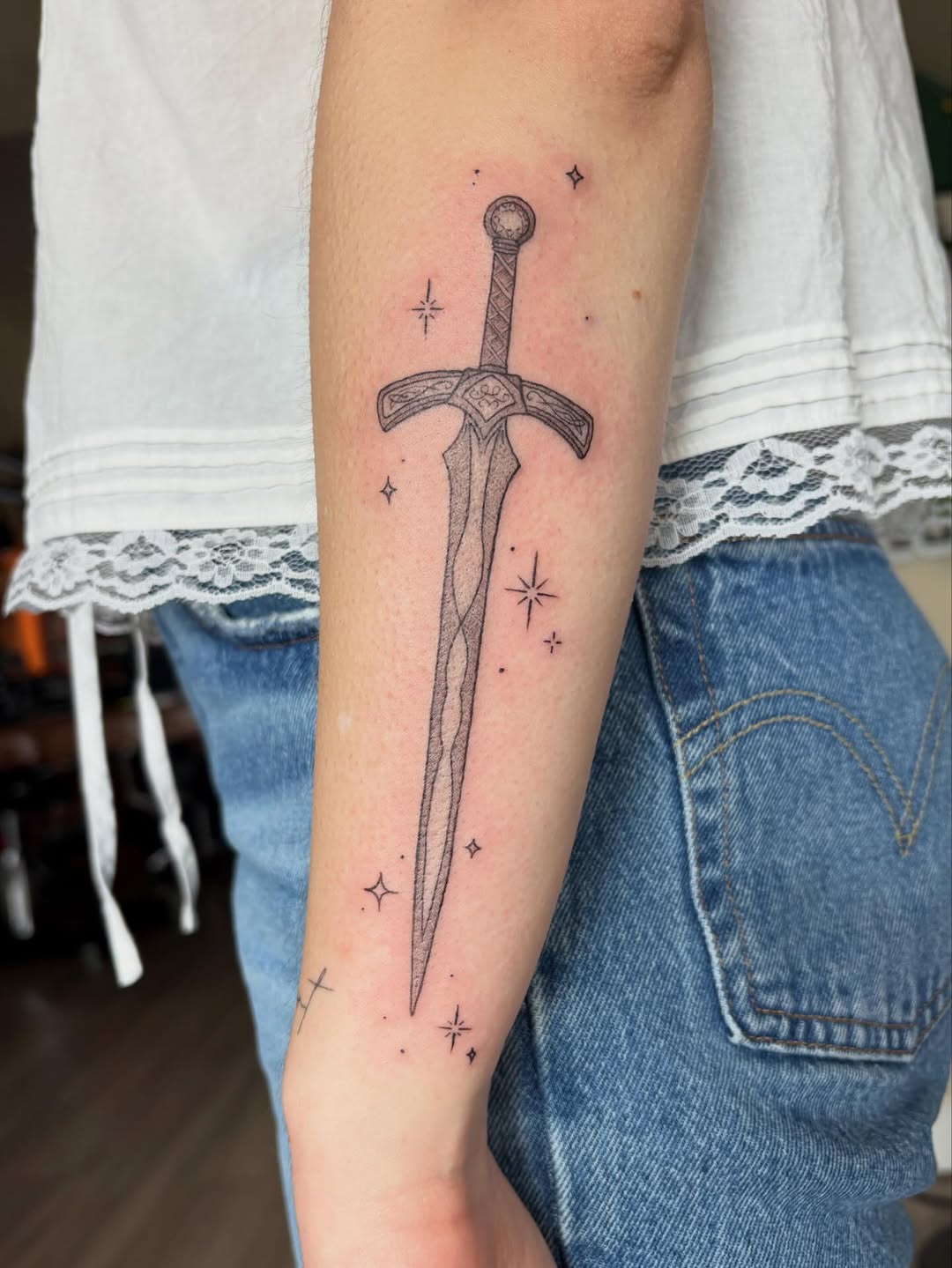 Tattoo by @aeipathy.tattoo β fine_line, black_and_grey