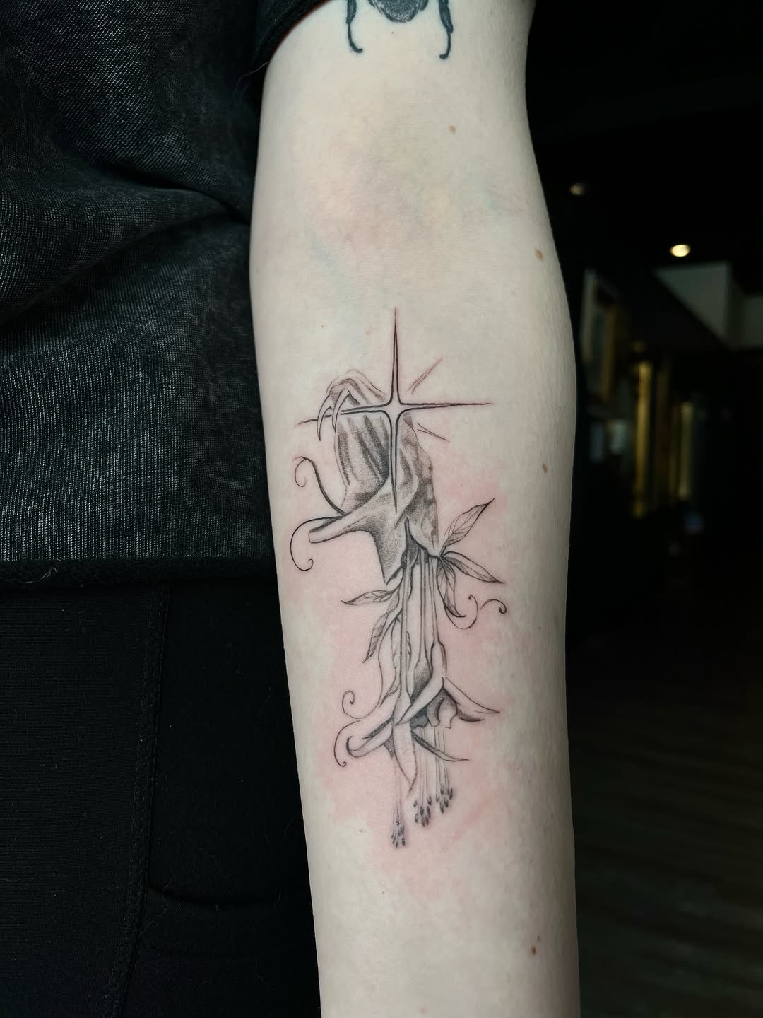 Tattoo by @smq_tattoo — fine_line, illustrative