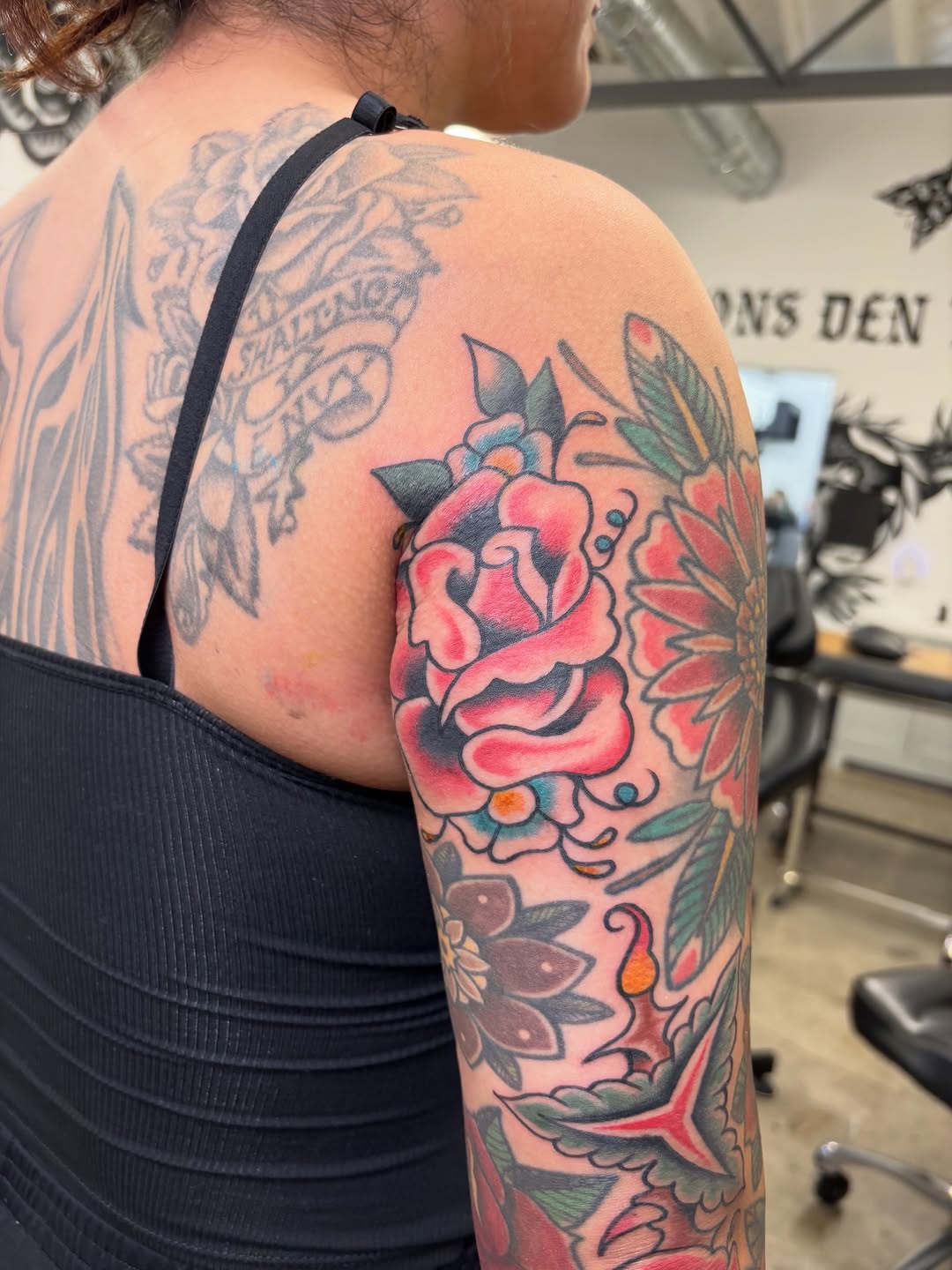 Tattoo by @joelietattoos β american_traditional