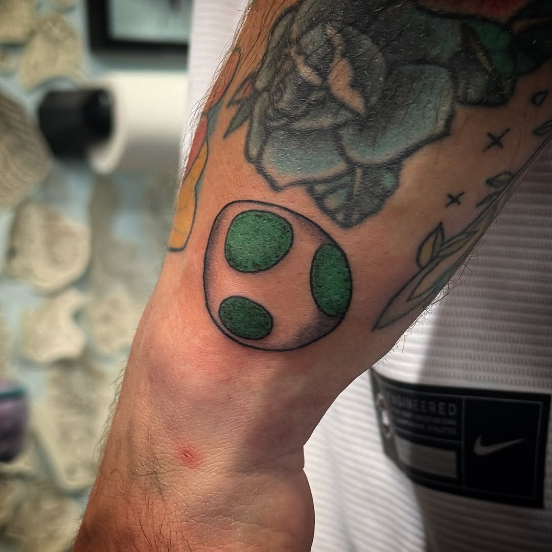 Tattoo by @laura.jade.tattoos β illustrative, anime