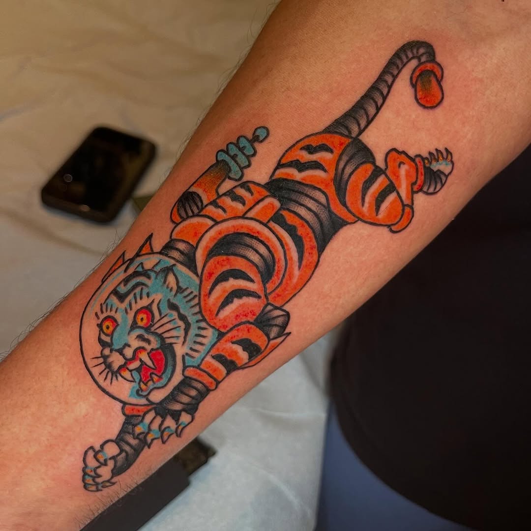 Tattoo by @wonkytiger β american_traditional, illustrative
