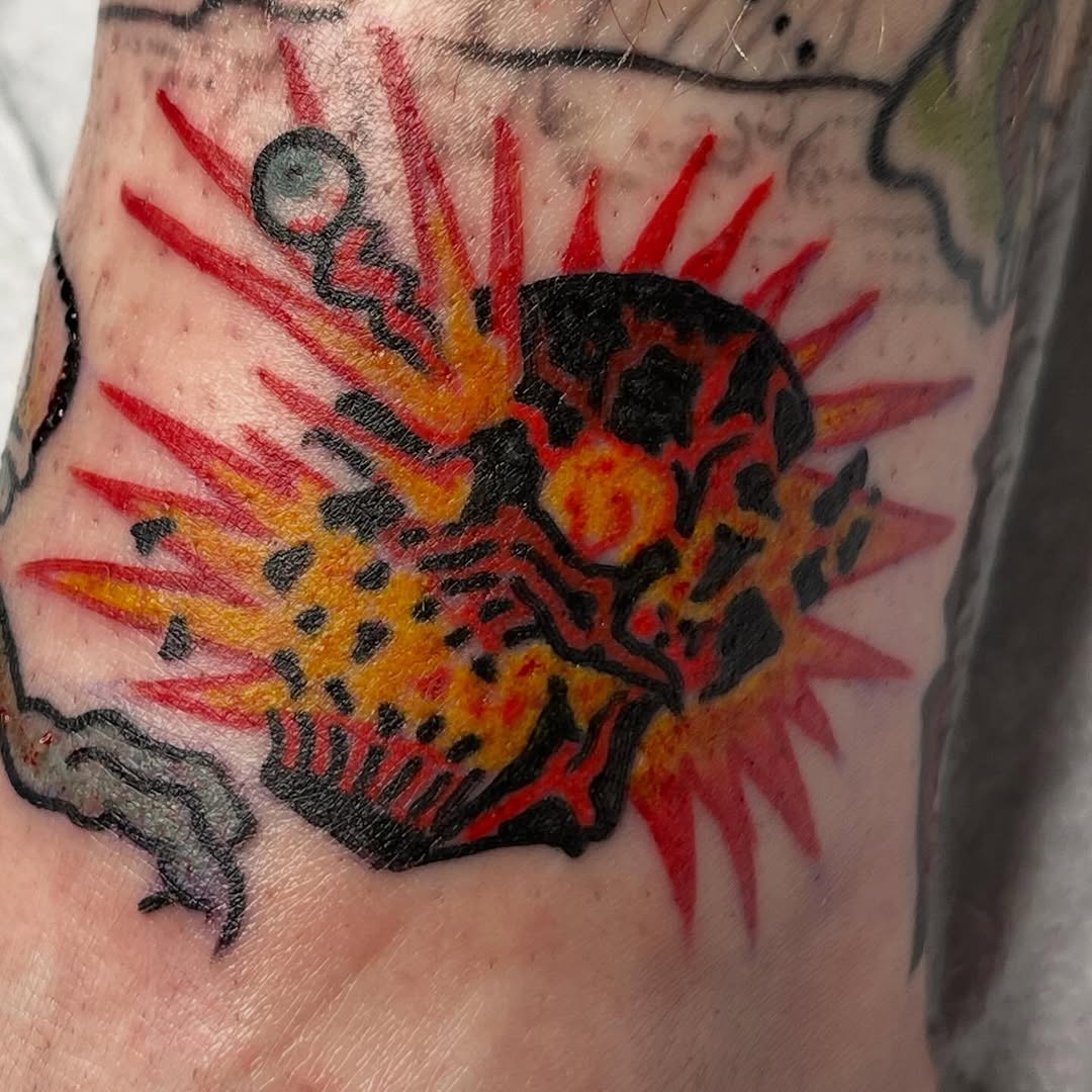 Tattoo by @wonkytiger β illustrative, new_school