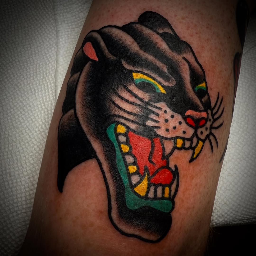 Tattoo by @victorialagano — american_traditional, illustrative