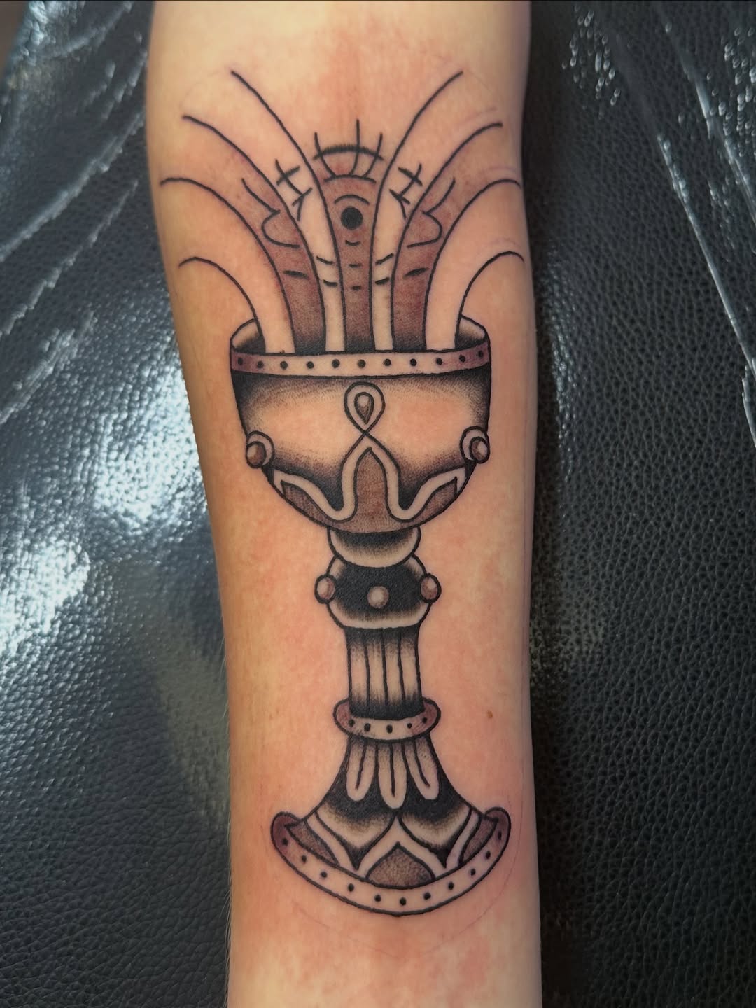 Tattoo by @eggtattooer — american_traditional, illustrative
