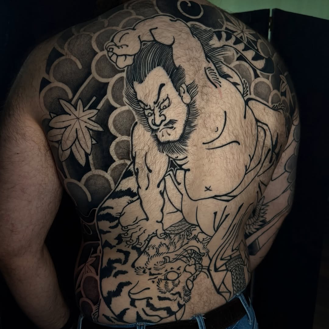 Tattoo by @rui_tattoos β japanese_irezumi, blackwork