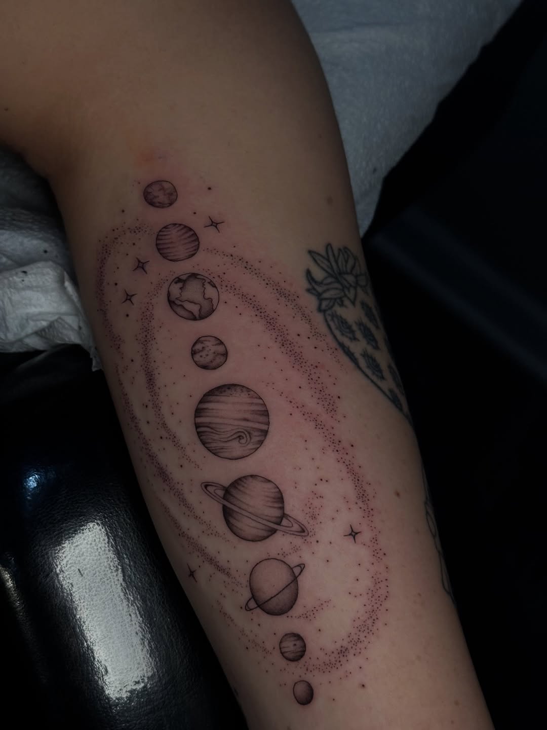 Tattoo by @inkedbyjulia โ fine_line, dotwork
