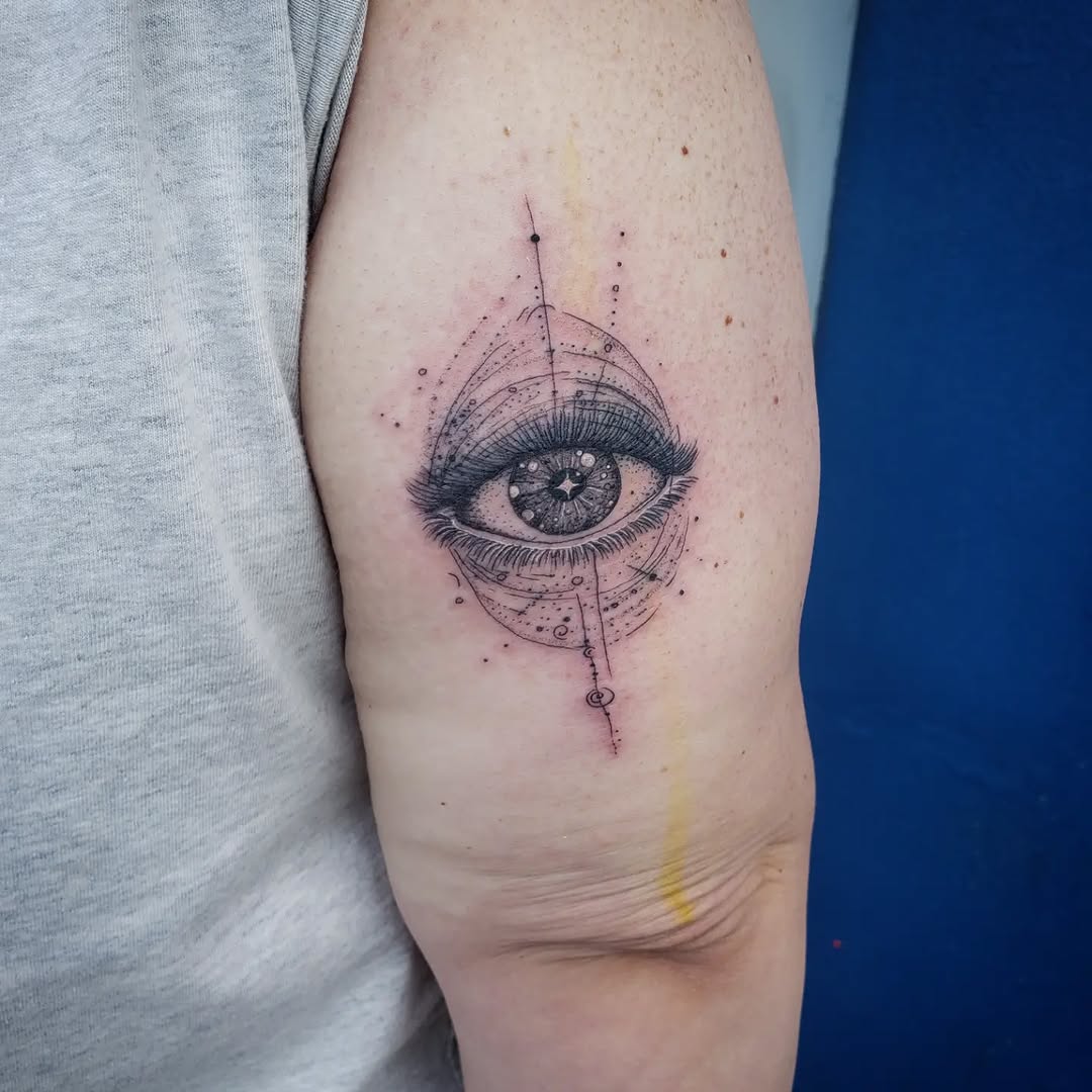 Tattoo by @chainveil.tattoo — illustrative, fine_line