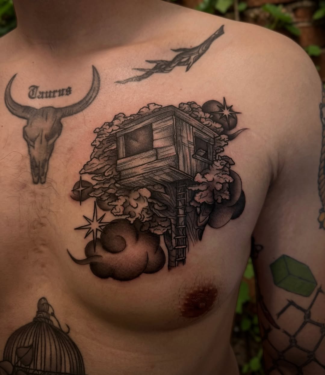 Tattoo by @daphnelovetattoo — black_and_grey, realism