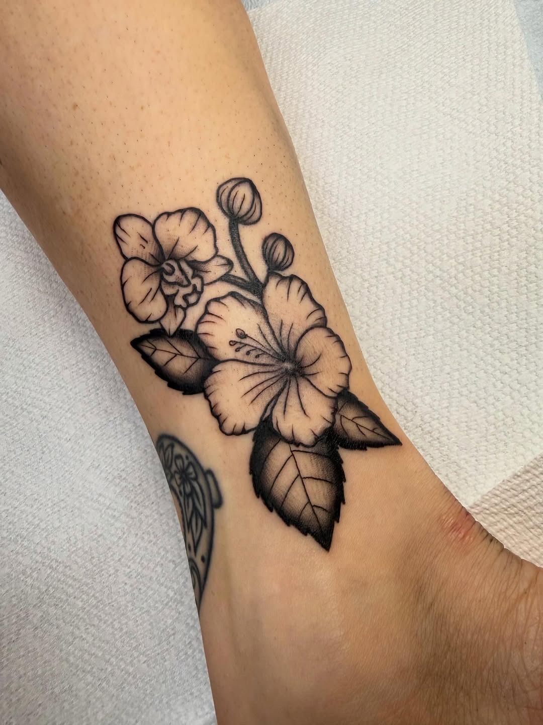 Tattoo by @jacquirosetattoos — black_and_grey