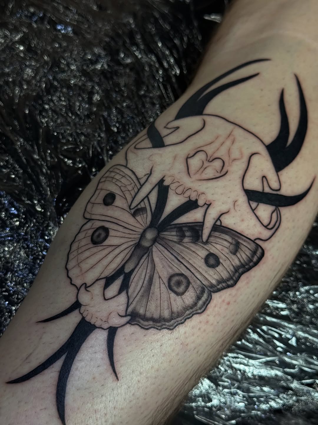 Tattoo by @lilymyriatattoos — black_and_grey