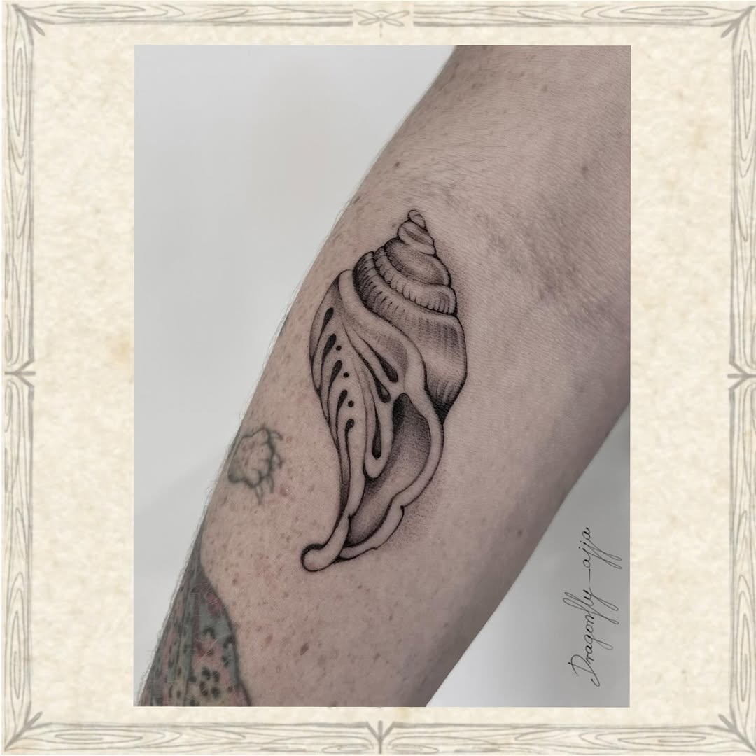 Tattoo by @dragonfly_ajja — fine_line, black_and_grey