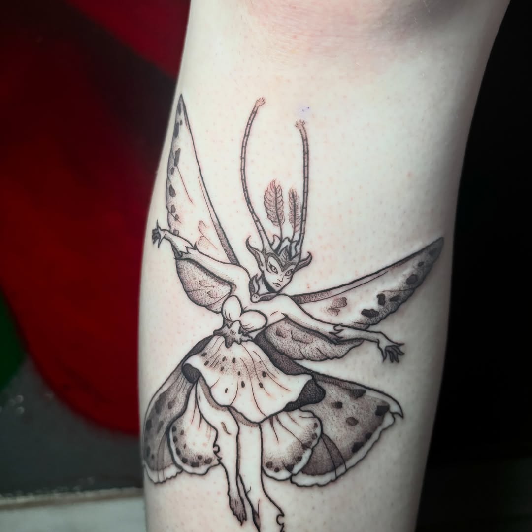 Tattoo by @5am.x.tattoos — illustrative, black_and_grey