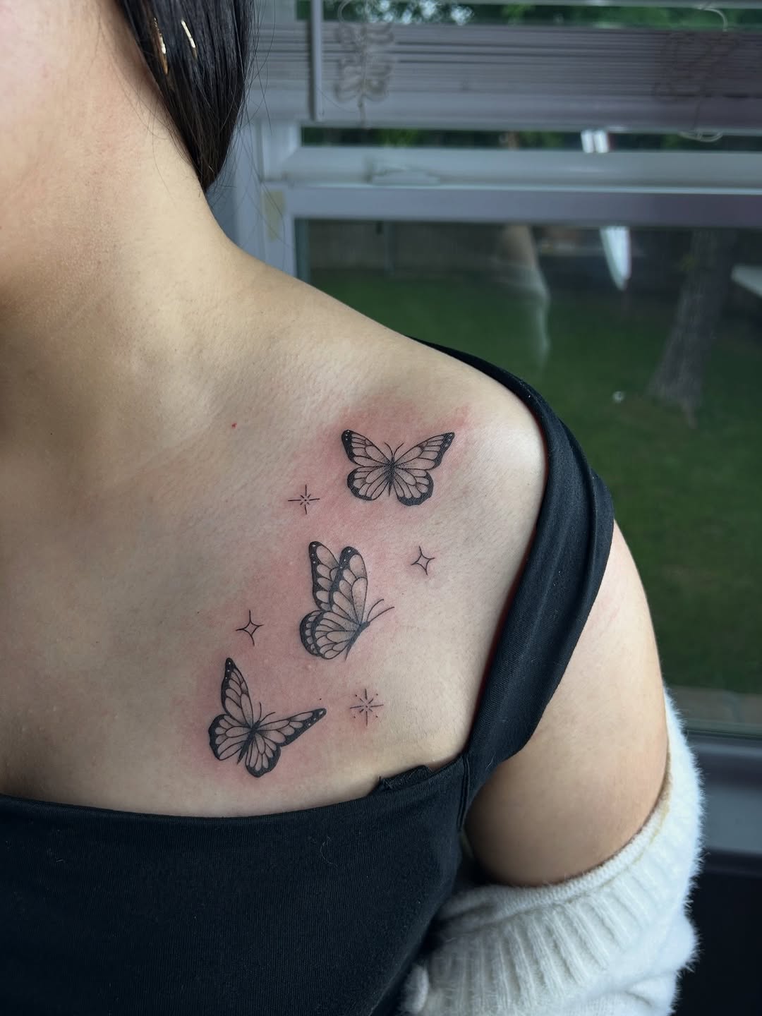 Tattoo by @tattoosbyskyeee โ fine_line