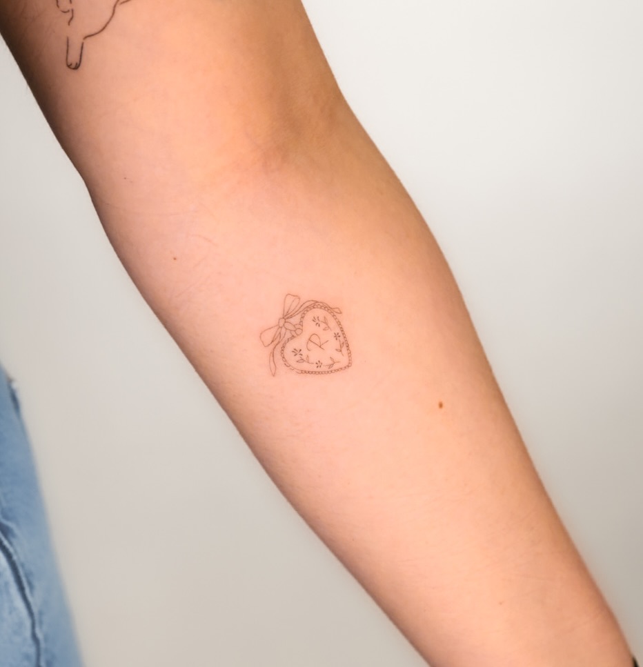 Tattoo by @cornu.tattoos β fine_line, illustrative