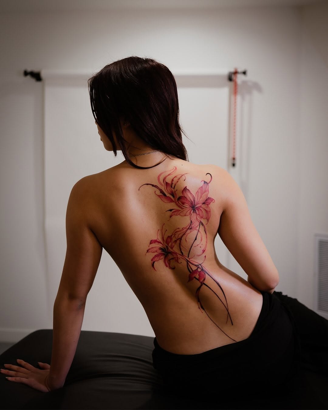 Tattoo by @estherinkflower — illustrative, fine_line