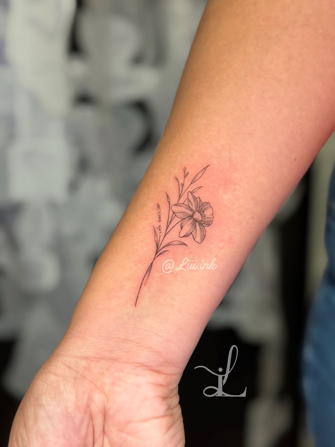 Tattoo by @liii.ink — fine_line, lettering_script