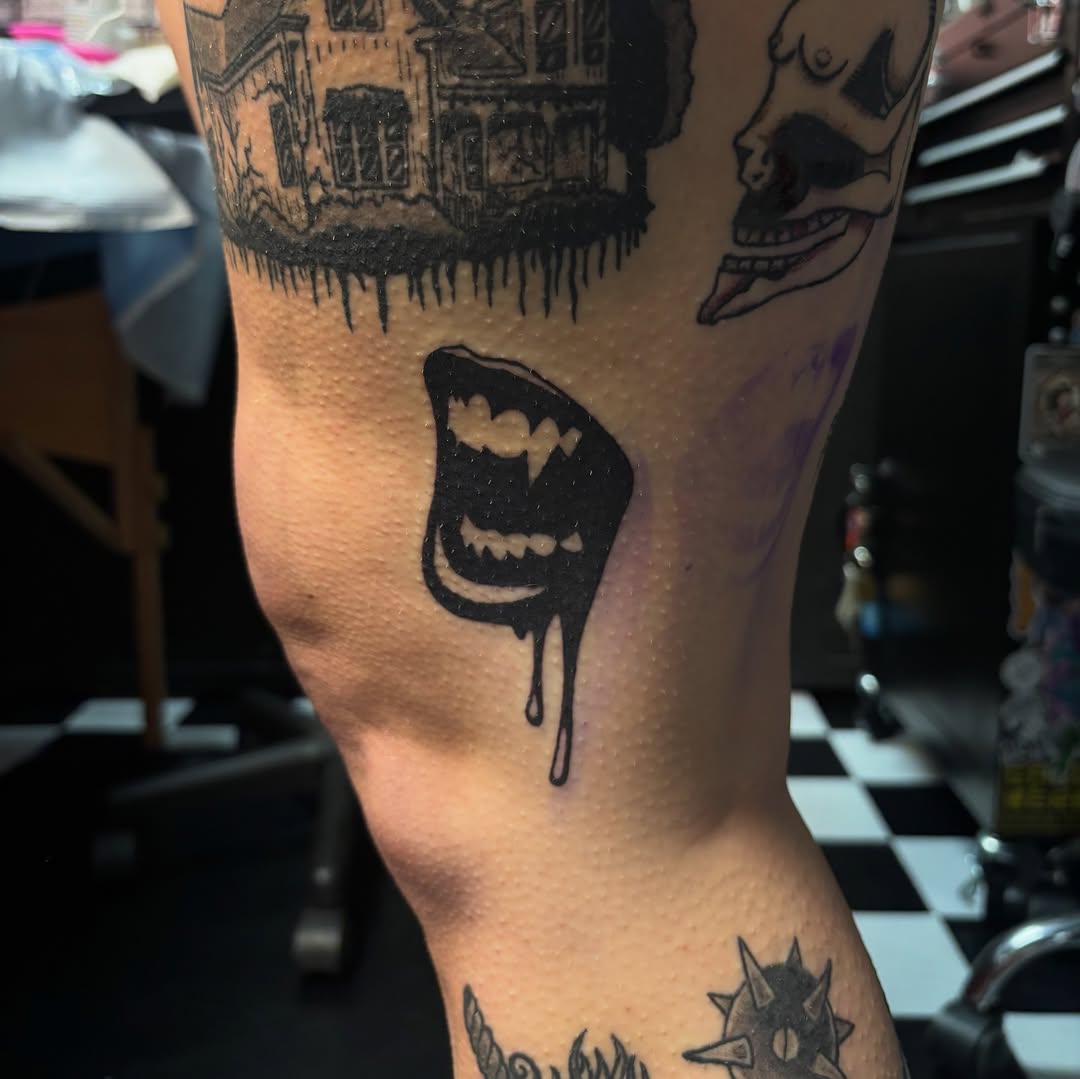 Tattoo by @toothandnailtats — blackwork