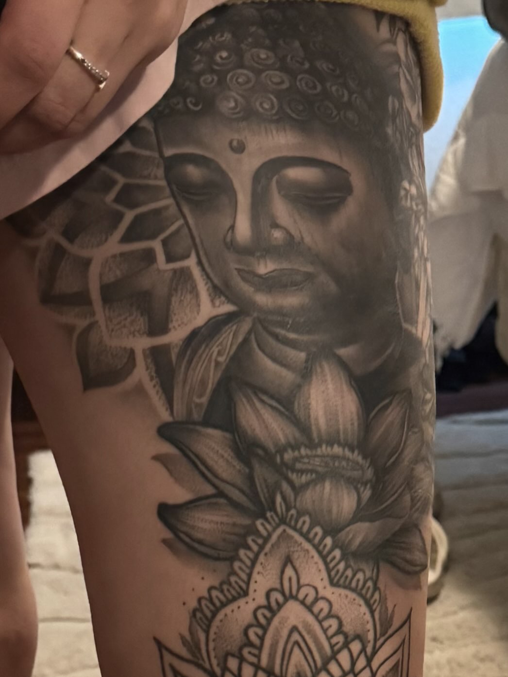 Tattoo by @cesarbee — realism, black_and_grey