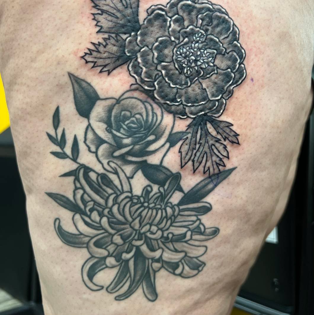 Tattoo by @dqtattoos — black_and_grey, illustrative