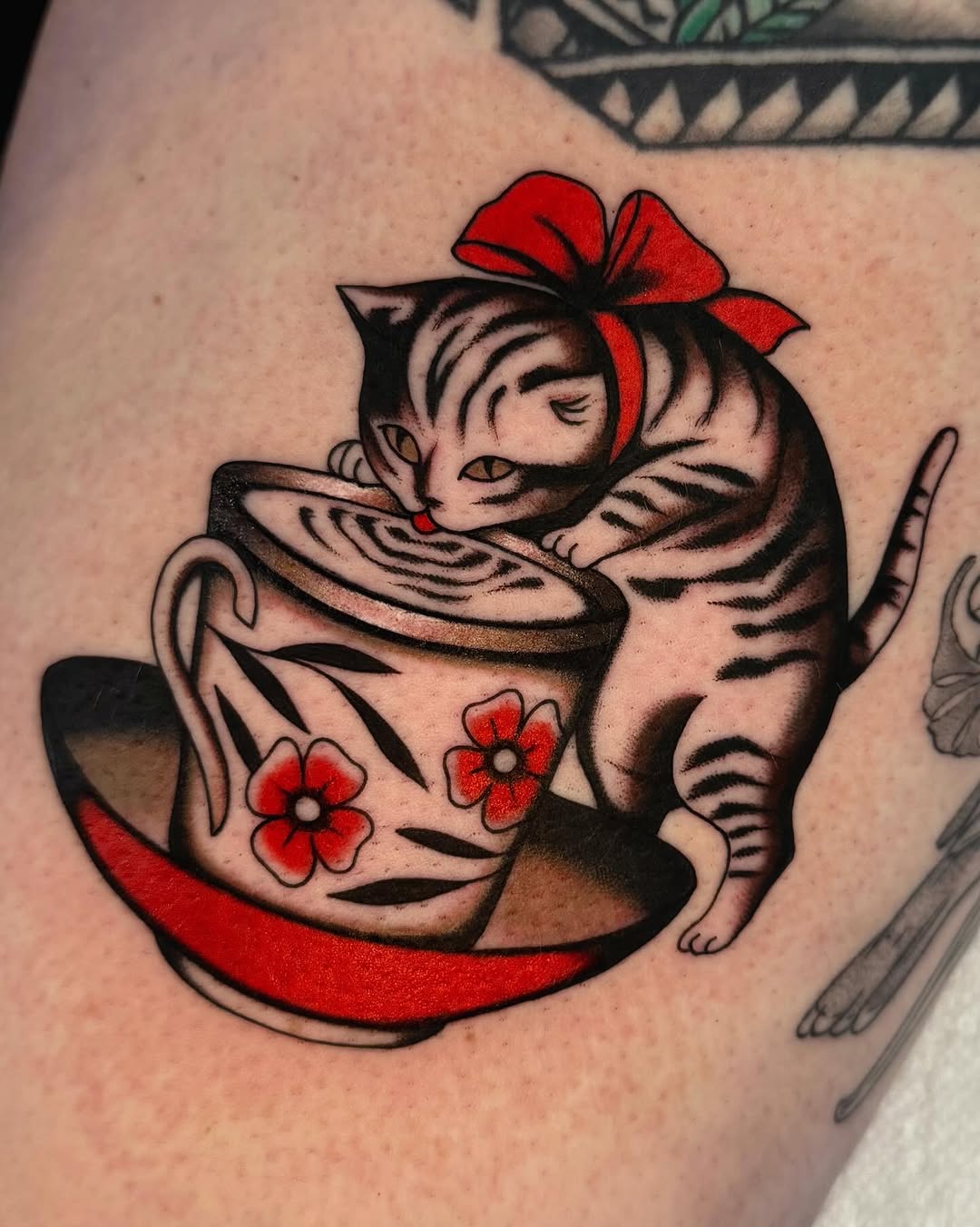 Tattoo by @donnajeantattoo โ american_traditional, illustrative