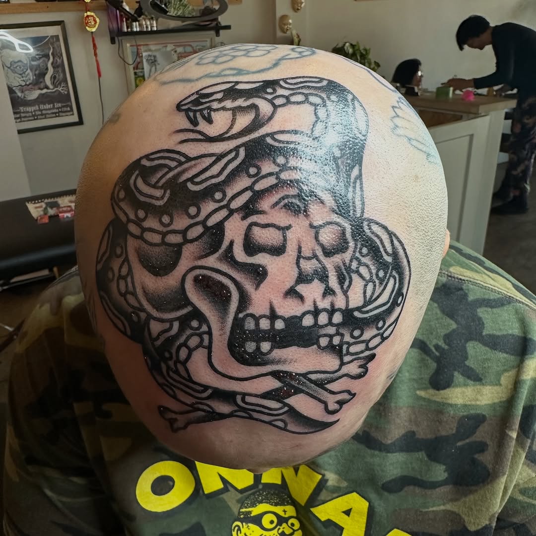 Tattoo by @mrcs.xavier — black_and_grey, american_traditional