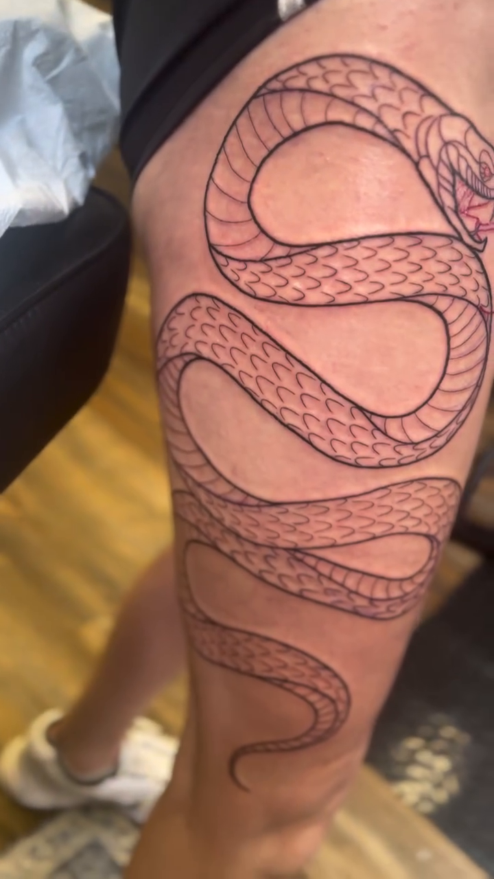 Tattoo by @lilacmourningink — japanese_irezumi, black_and_grey