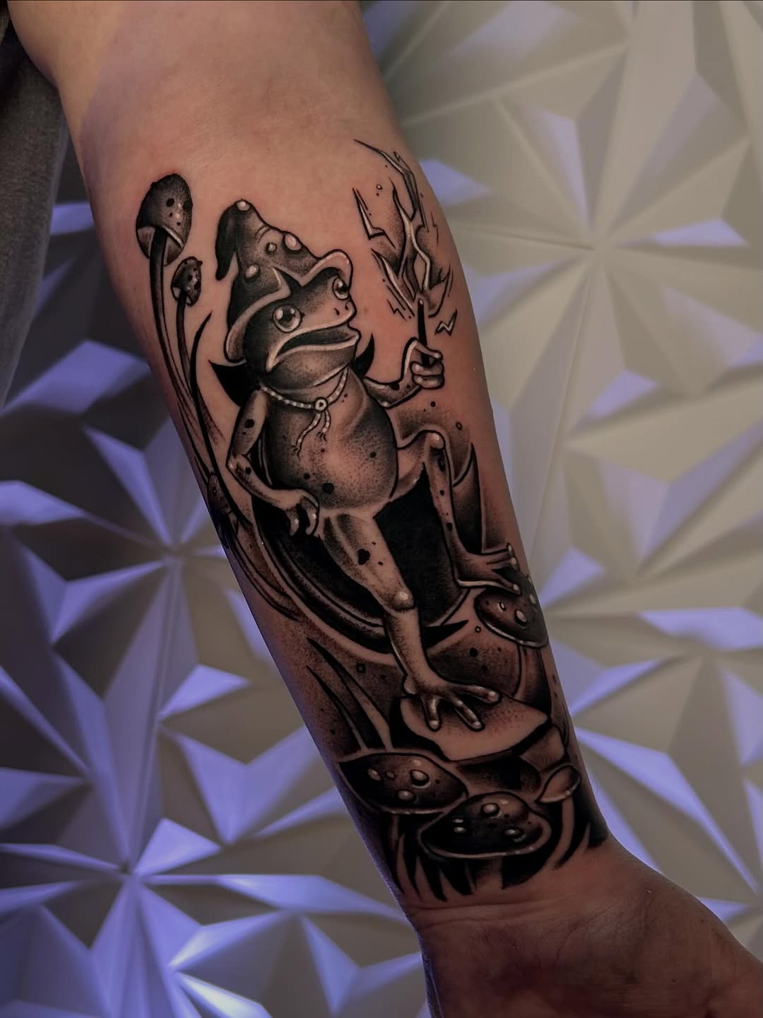 Tattoo by @halefiretattoos — black_and_grey