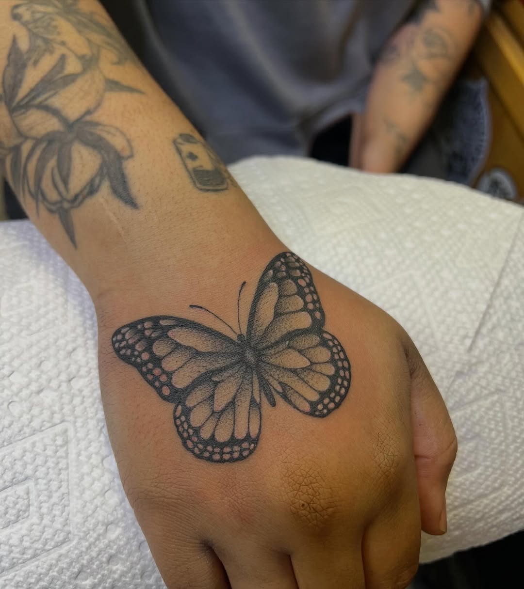 Tattoo by @emilymiljatattoos — black_and_grey, illustrative