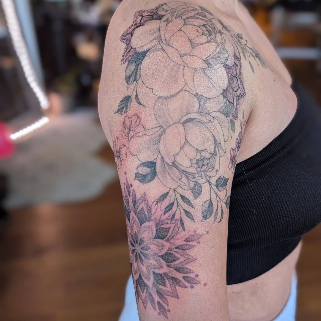 Tattoo by @randi.ink — fine_line, dotwork