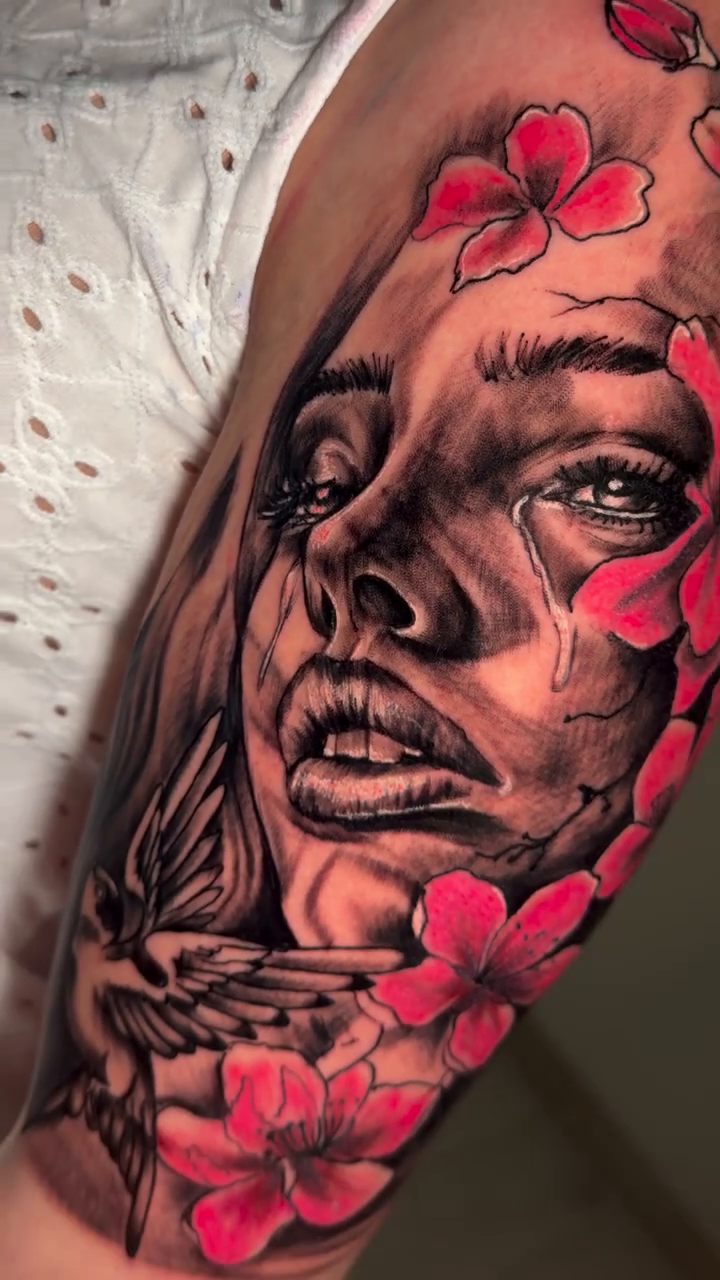 Tattoo by @patrisiatattoo — realism