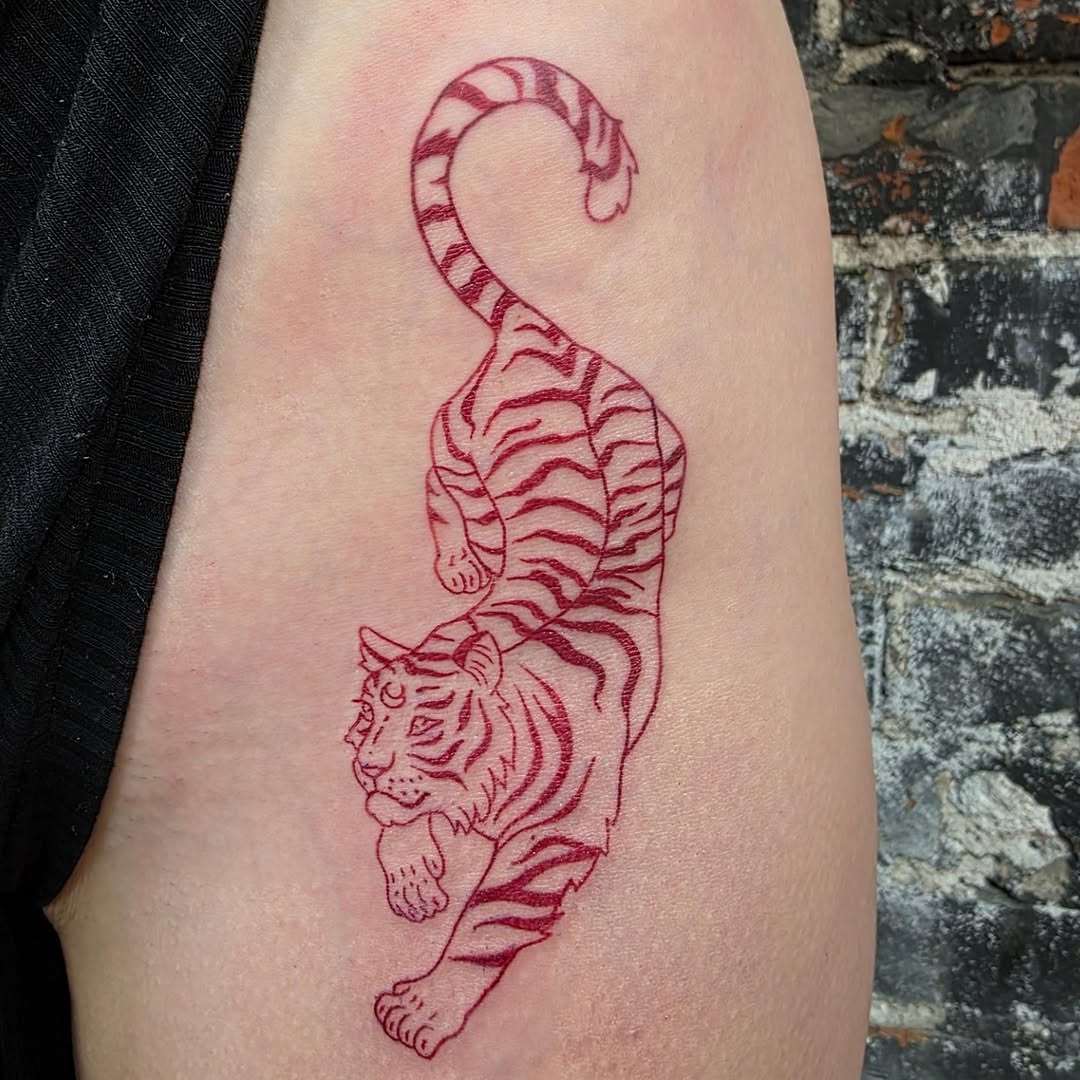 Tattoo by @tattsbyannie — fine_line