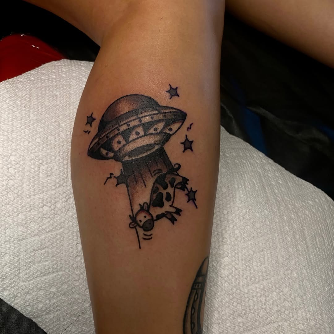 Tattoo by @aintyourcowgirl — american_traditional