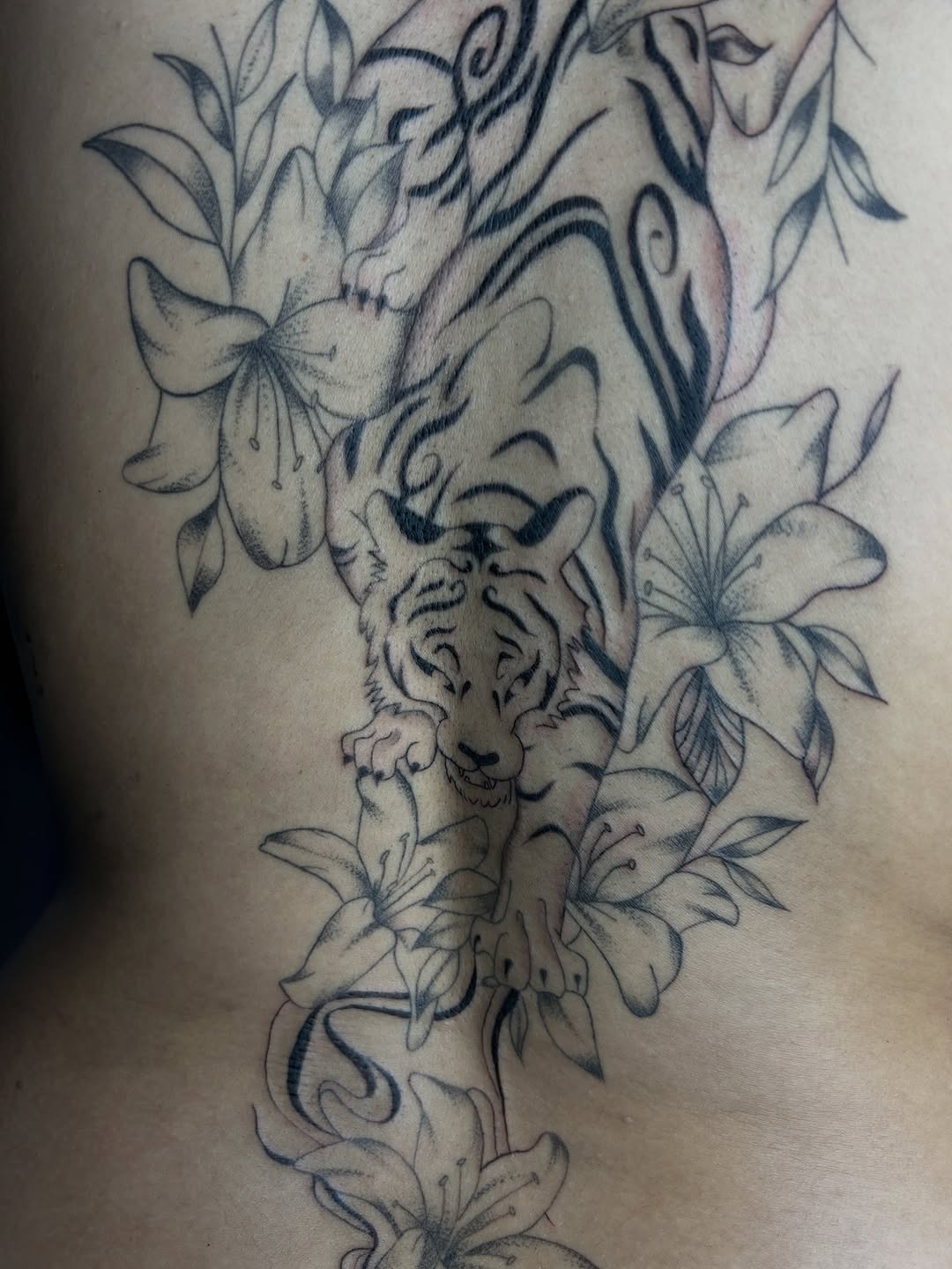 Tattoo by @tattoosbyskyeee โ black_and_grey