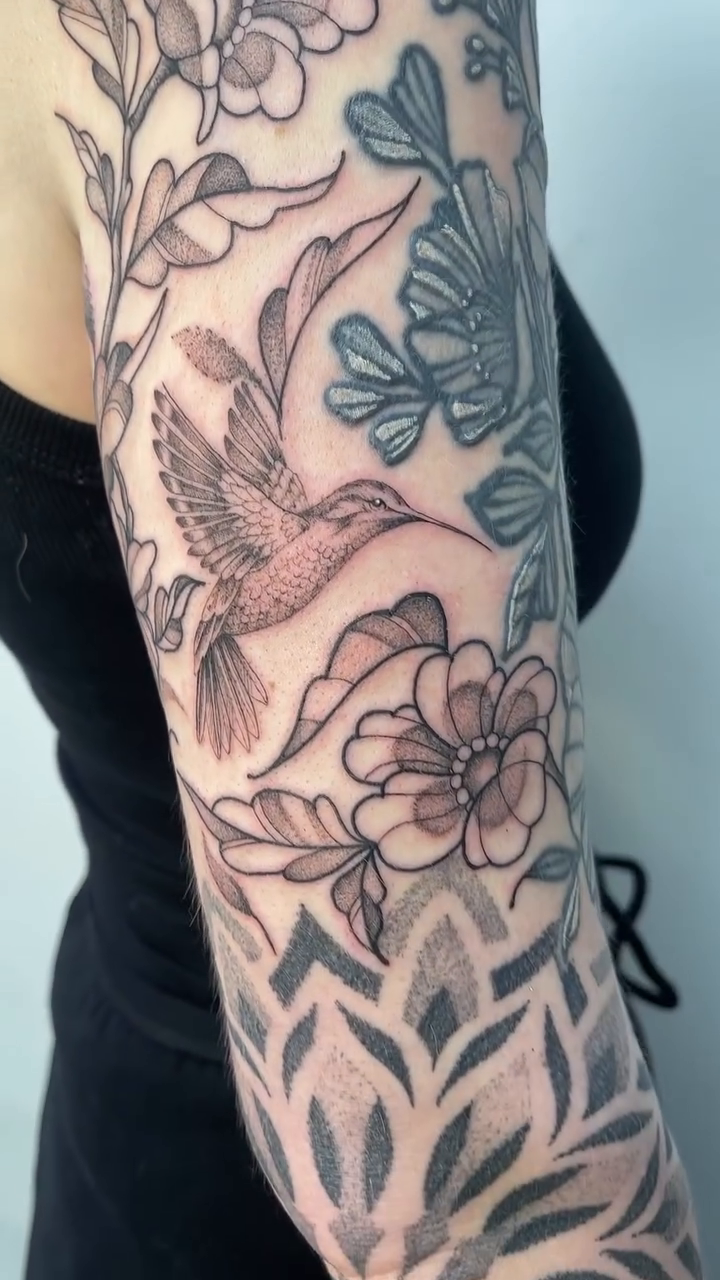Tattoo by @mieshastattoos — black_and_grey