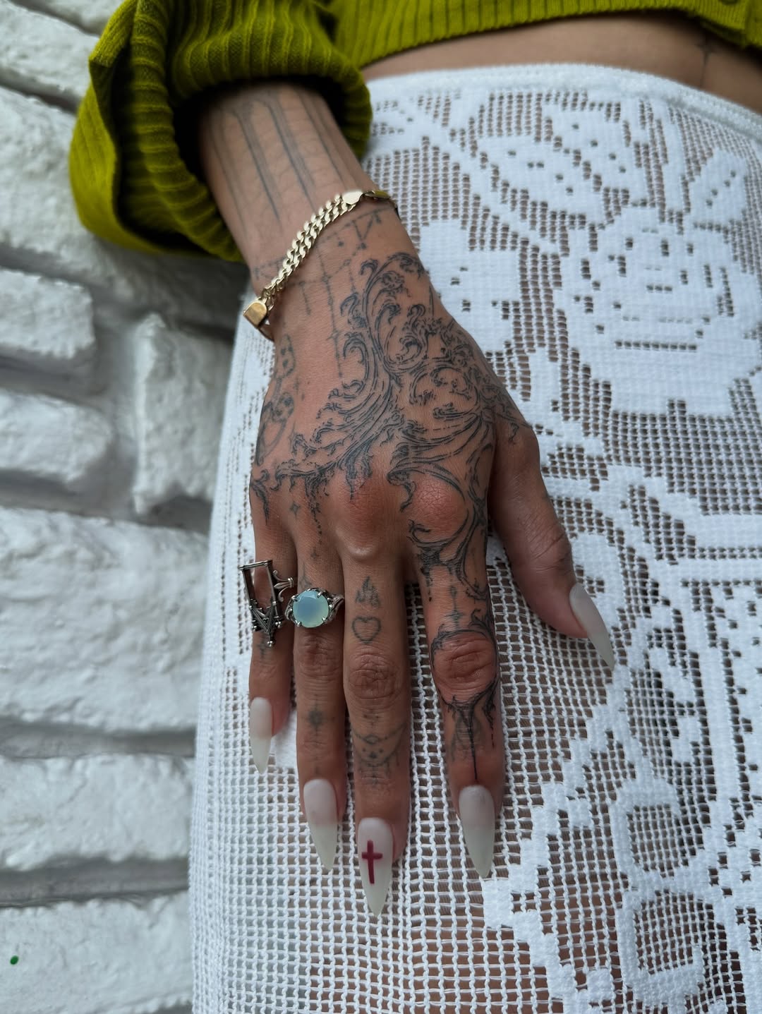 Tattoo by @luahills.tattoos — black_and_grey, ornamental