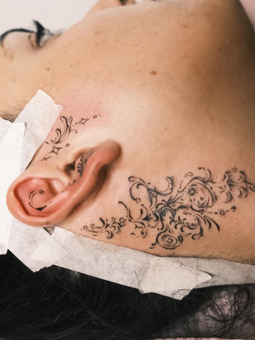 Tattoo by @oxurminexo โ fine_line, ornamental