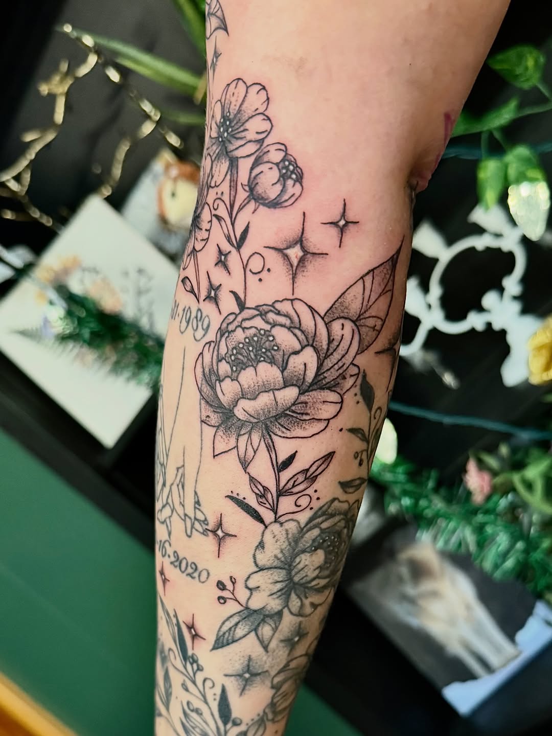 Tattoo by @honeyrosetattoo — black_and_grey