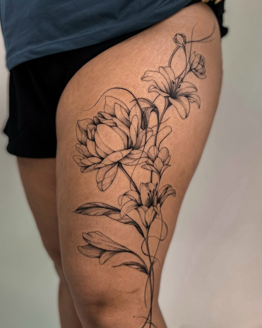 Tattoo by @laurenroseink — fine_line, illustrative