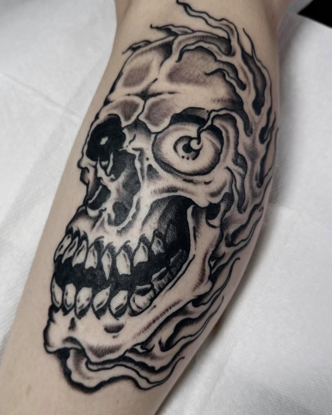 Tattoo by @lijxmachina — black_and_grey, dark_realism
