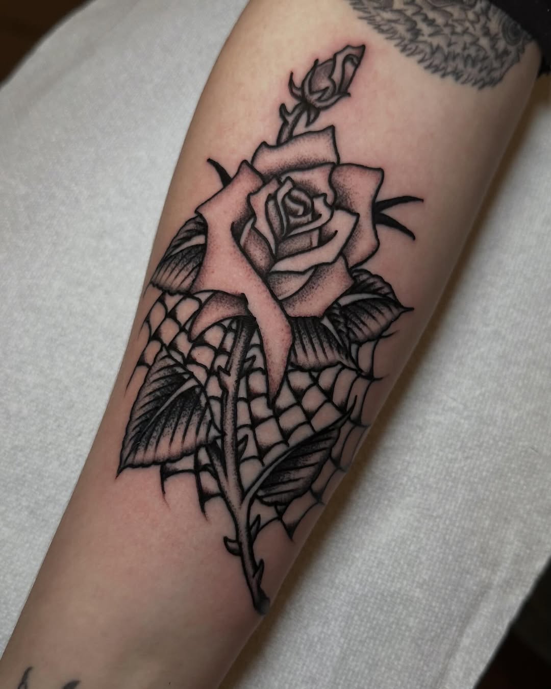 Tattoo by @lijxmachina — black_and_grey, chicano